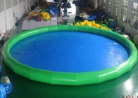 Огромные раздувные плавательные бассеины на открытом воздухе гигантские крупного плана Инфлатаблес плавательного бассеина для детей