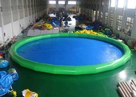 Огромные раздувные плавательные бассеины на открытом воздухе гигантские крупного плана Инфлатаблес плавательного бассеина для детей